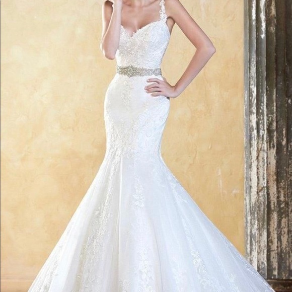 Kitty Chen Wedding Gown - Picture 2 of 7